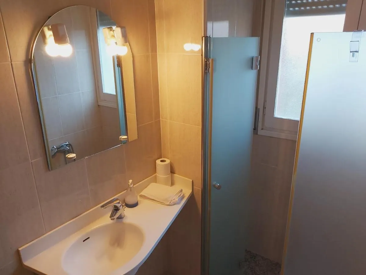 Apartamentos La Francesa 산타 파우 0*,  스페인